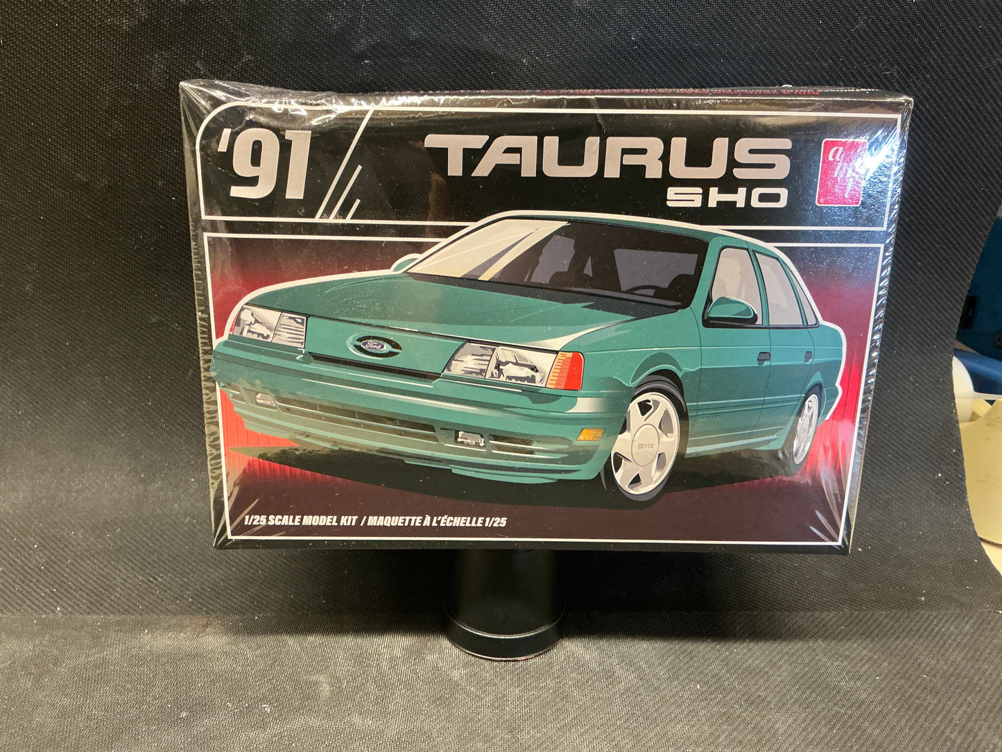 ‘91 Ford Taurus SHO 1/25 scale