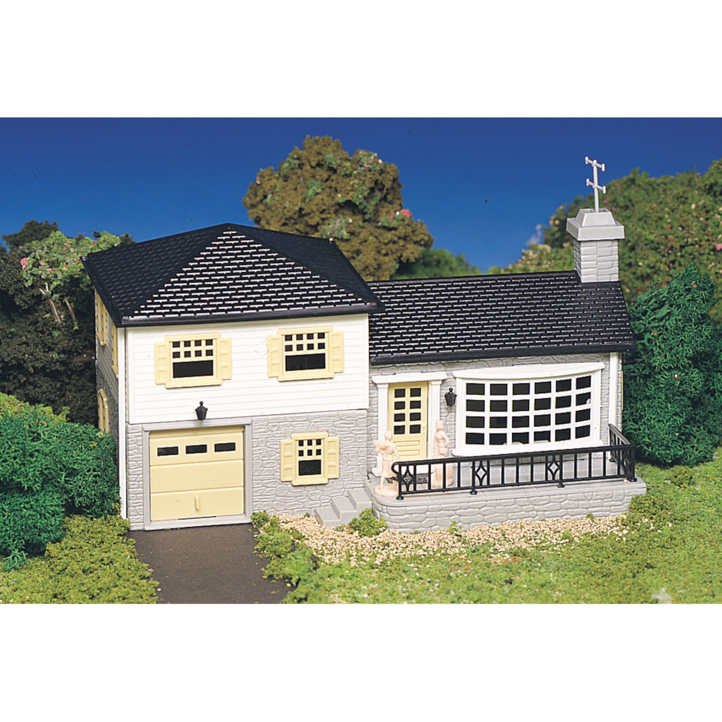 BACHMANN HO SPLIT LEVEL HOUSE
