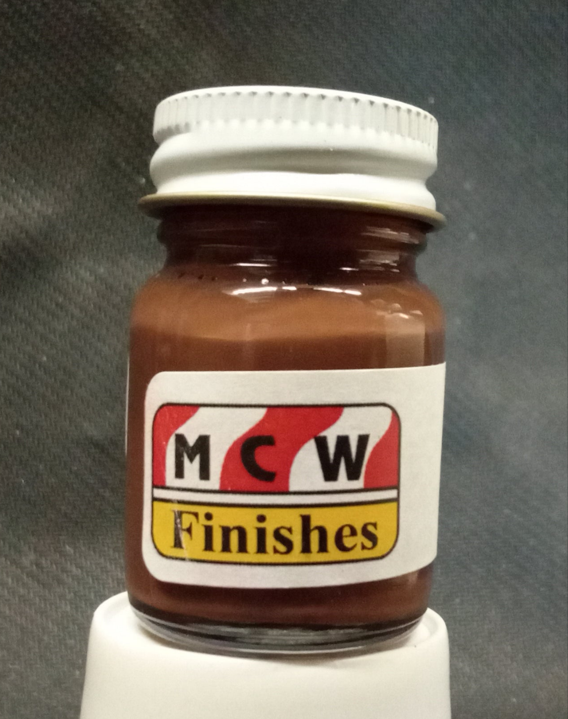 MCW FLAT RUST ENAMEL 1/2oz