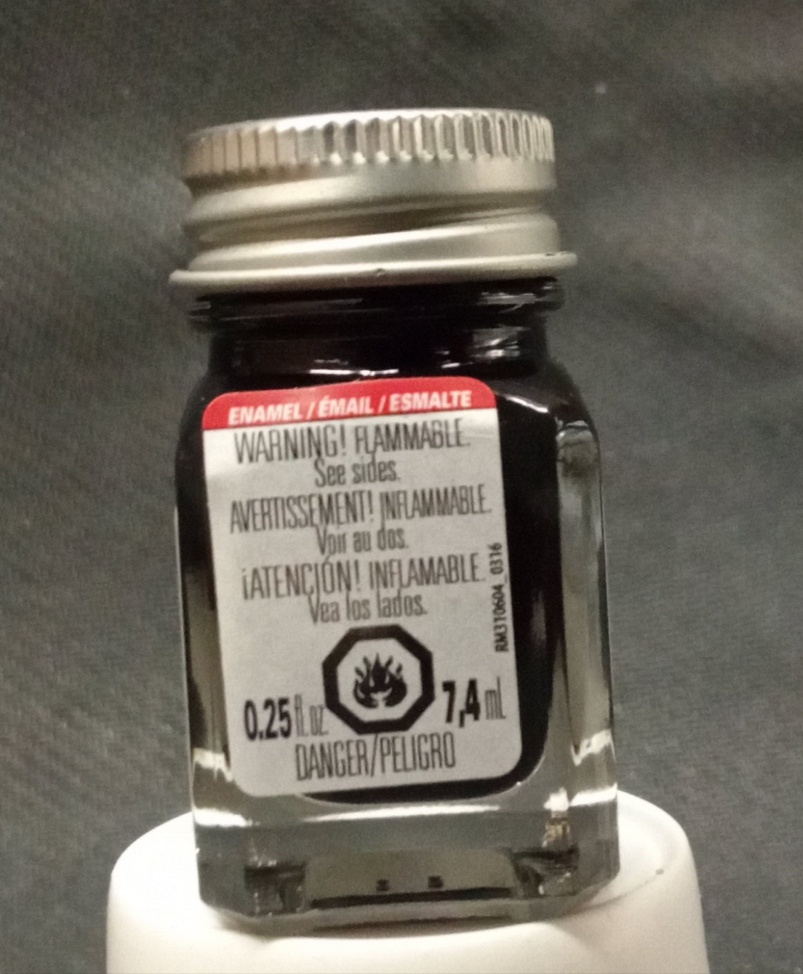 TESTORS 1/4 OZ SEMI GLOSS BLACK