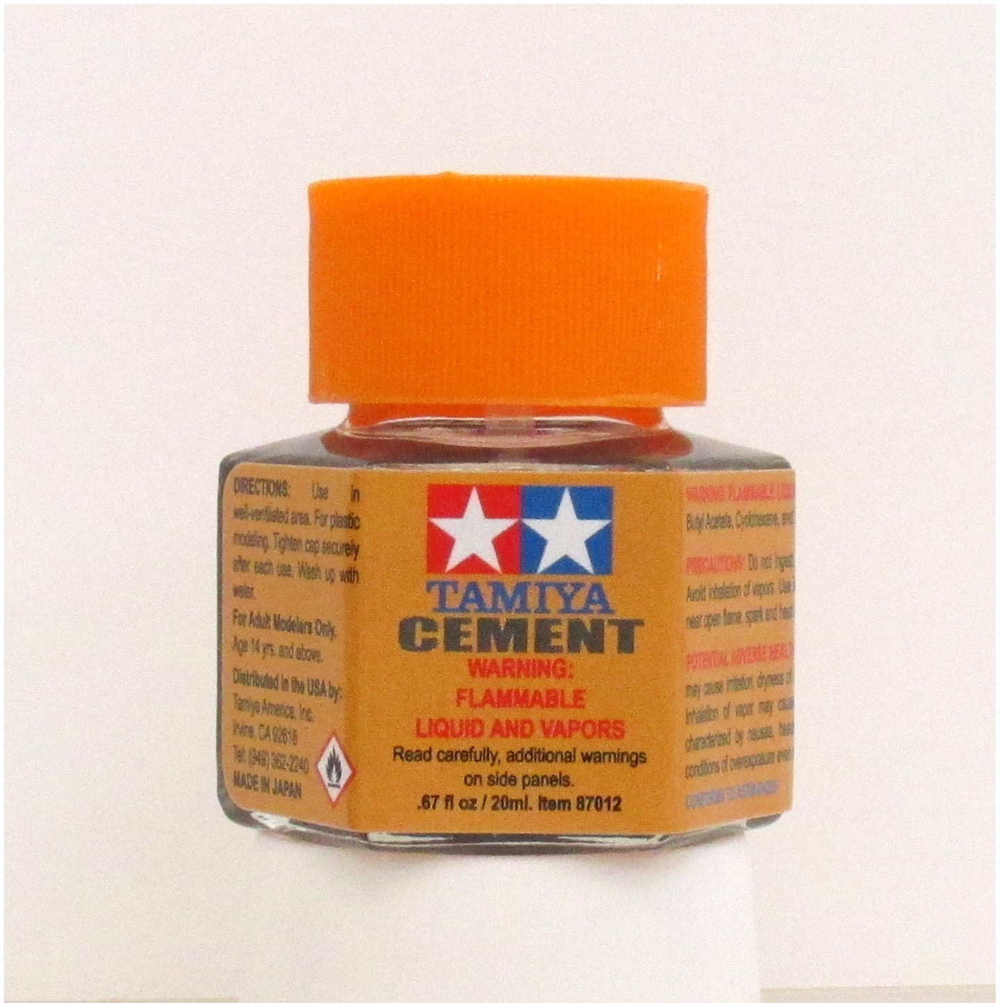 TAMIYA PLASTIC CEMENT 20ML (ORANGE LABLE)