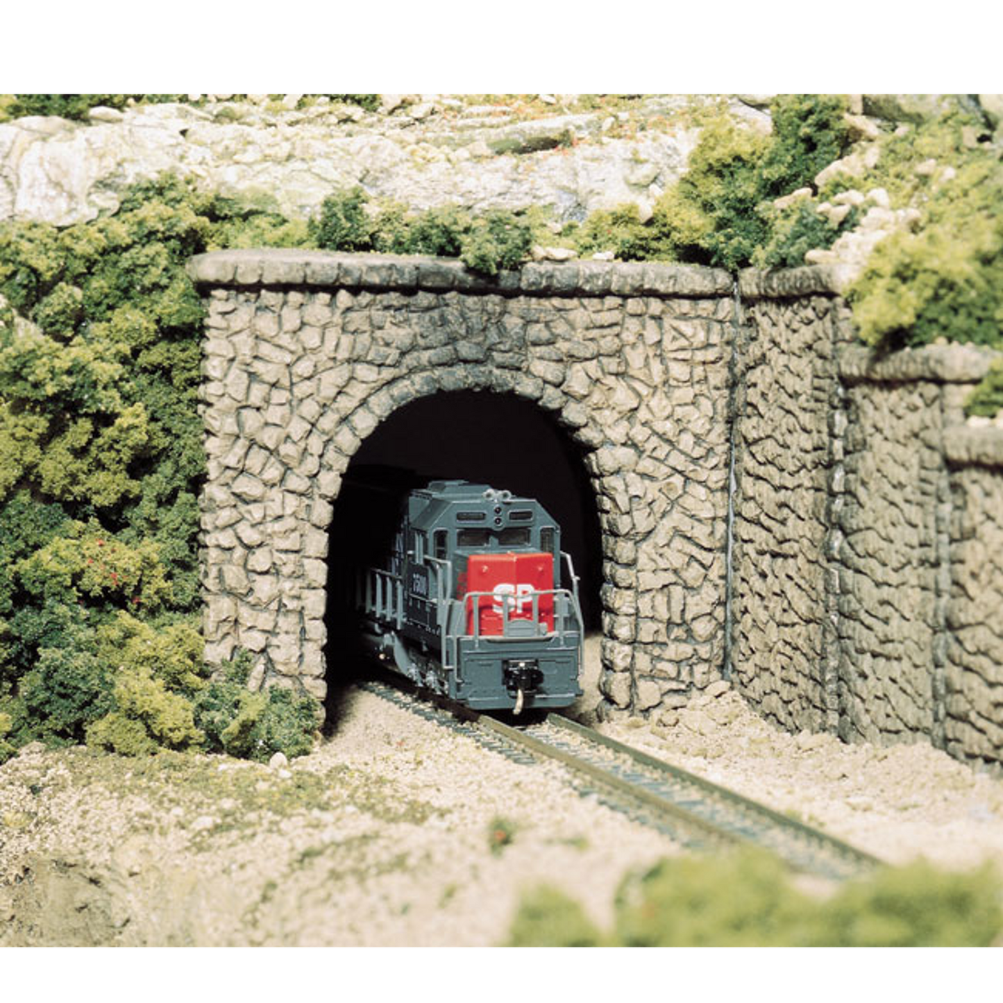 WOODLAND SCENICS HO TUNNEL PORT, RANDOM STONE, SINGLE TRACK