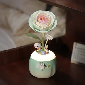 Robotime Floral Art Minty Camellia Lamp