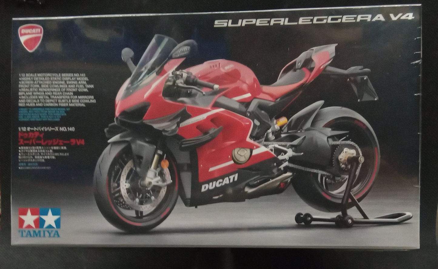 TAMIYA 1/12 DUCATI SUPERLEGGERA V4
