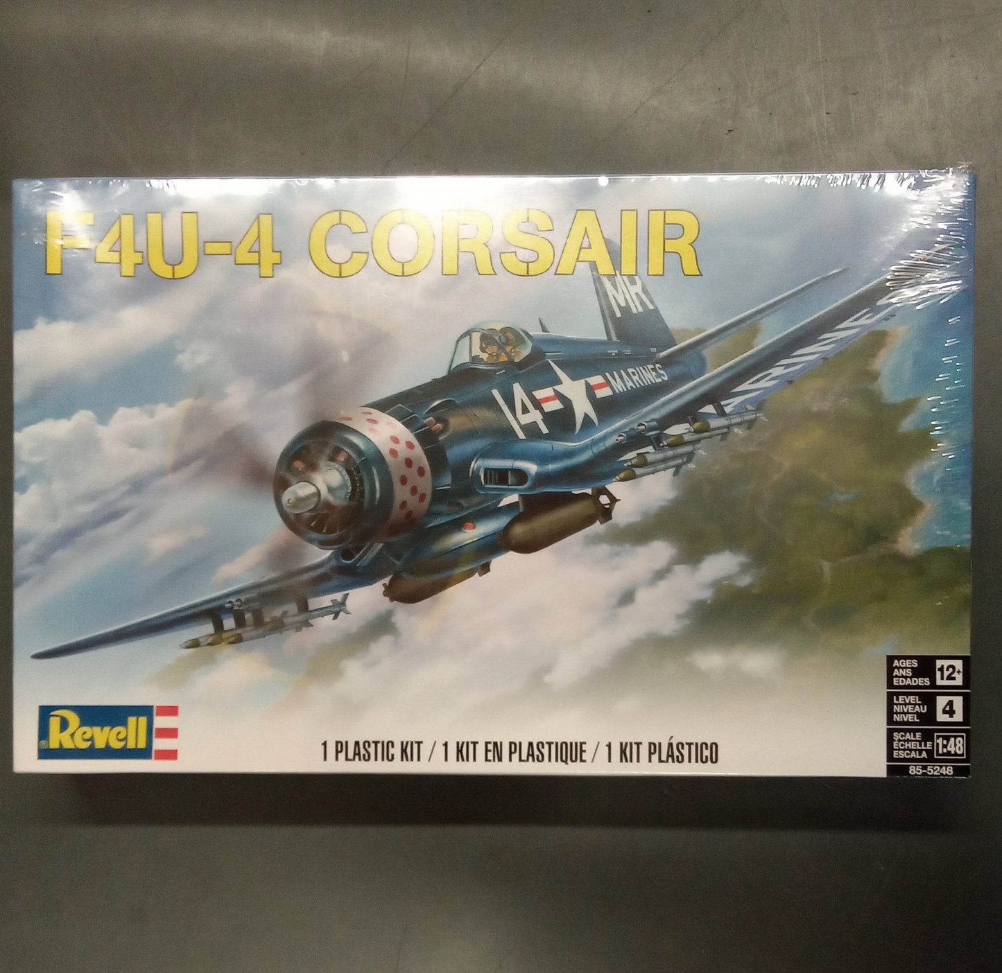 REVELL 1/48 CORSAIR F4U-4