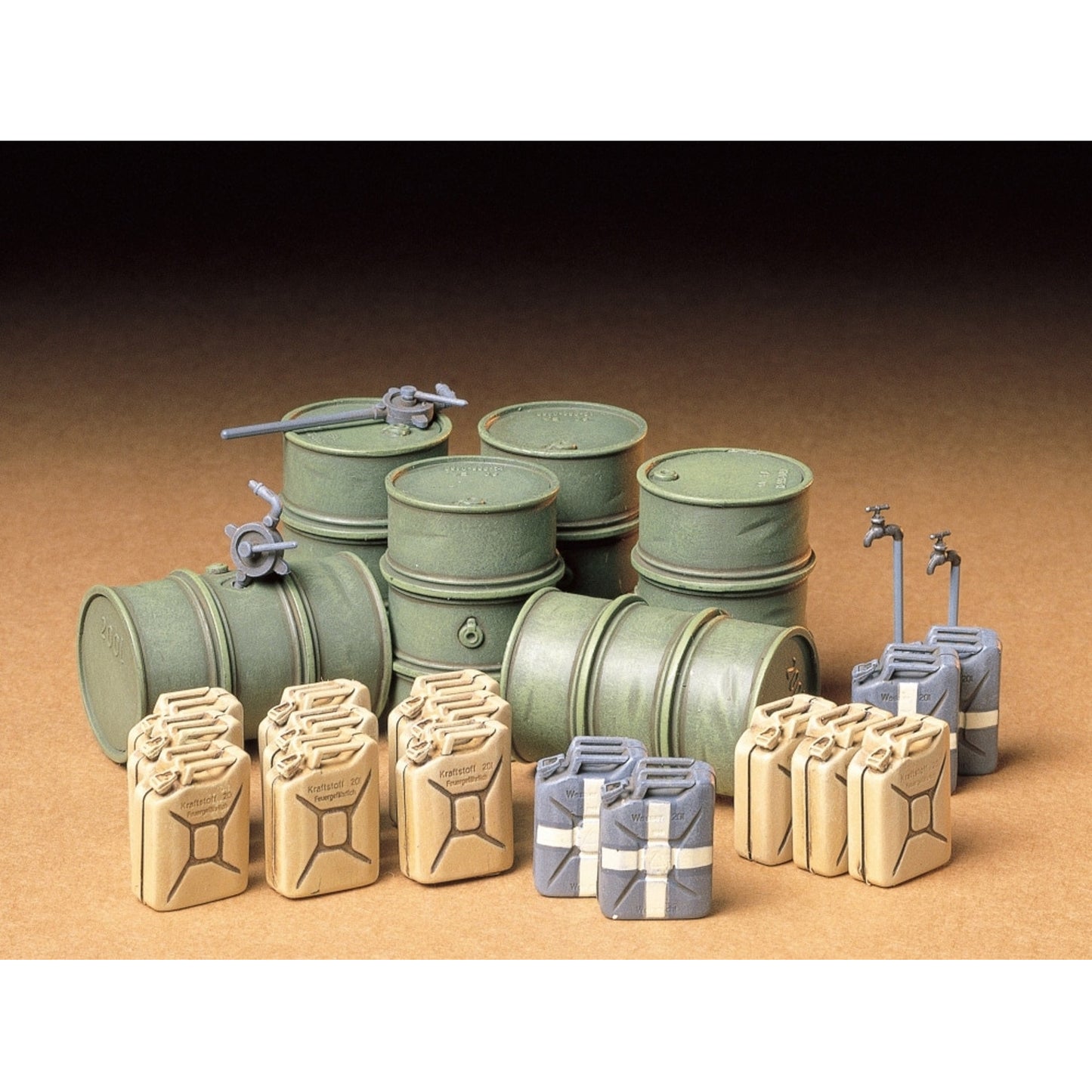 TAMIYA 1/35 GERMAN FUEL DRUM SET