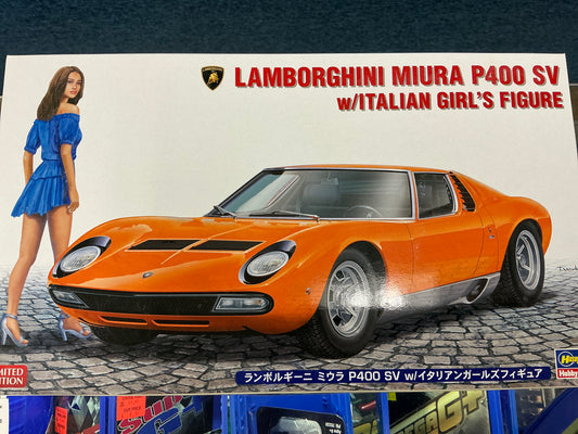 Hasegawa Lamborghini Maura P400 SV w/ Italian Girl Figure