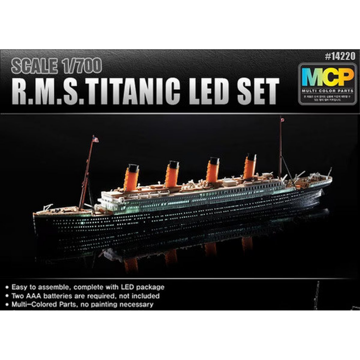 ACADEMY 1/700 RMS TITANIC WITH LED LIGHTS