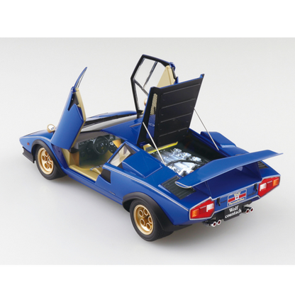 Aoshima 1/24 '76 Wolf Countach Version 2