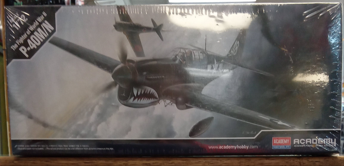 ACADEMY 1/72 P-40M/N WARHAWK