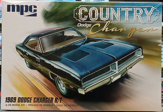 MPC 1/25 '69 DODGE COUNTRY CHARGER