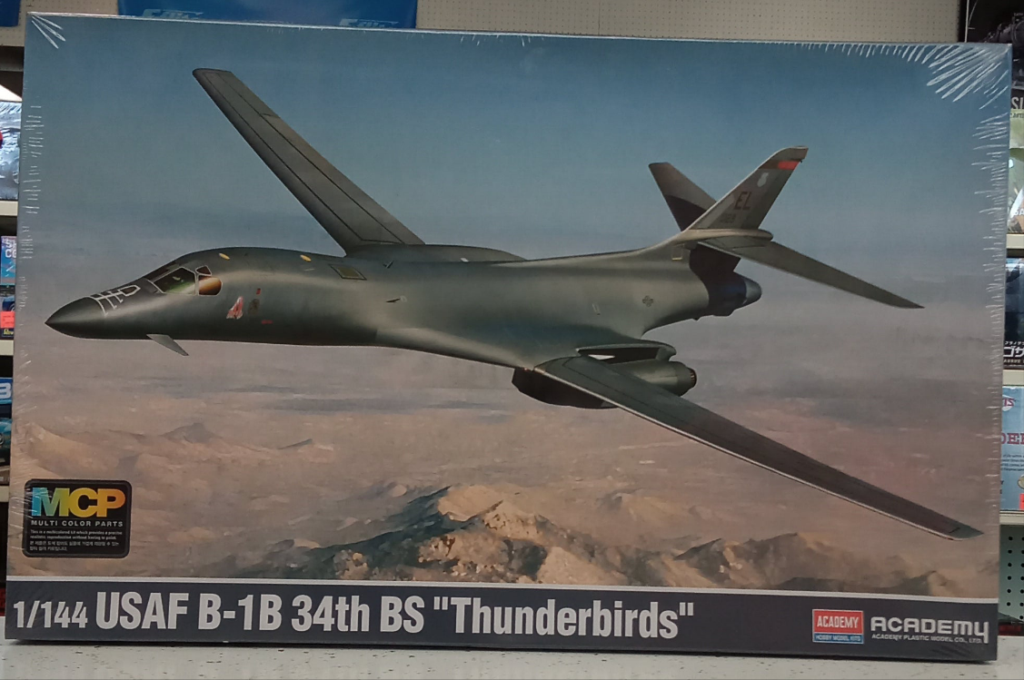 1/144 B-1B 34TH BOMBER SQUADRON TUNDERBIRD