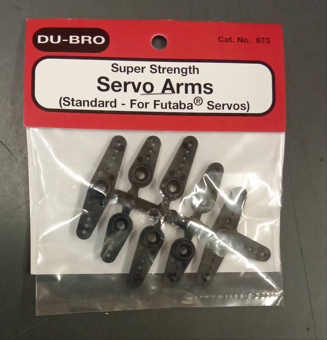 DUBRO HEAVY DUTY SERVO ARM FUT - STANDARD
