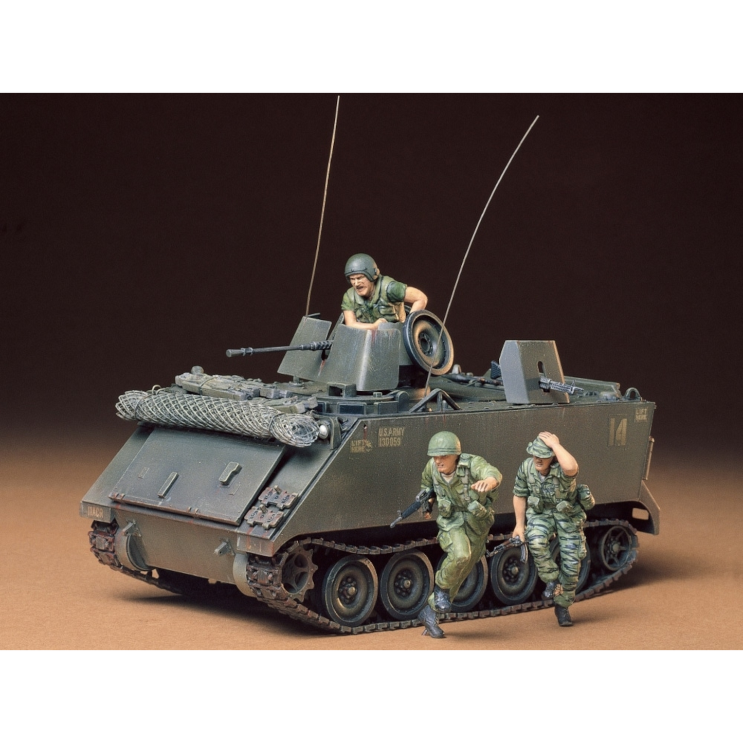TAMIYA 1/35 US M113 ACAV KIT